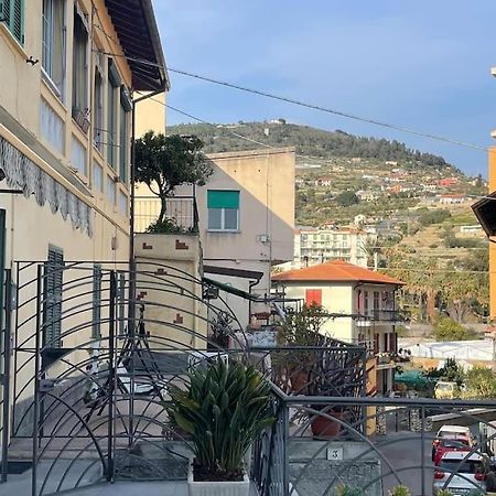 Casa Visconti, Bordighera, Vista Mare Экстерьер фото